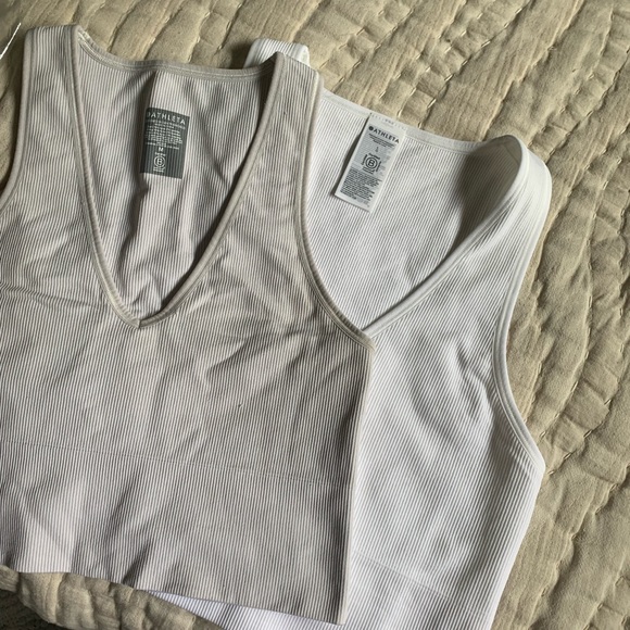 Athleta Aurora Crop Tank - Picture 6 of 6